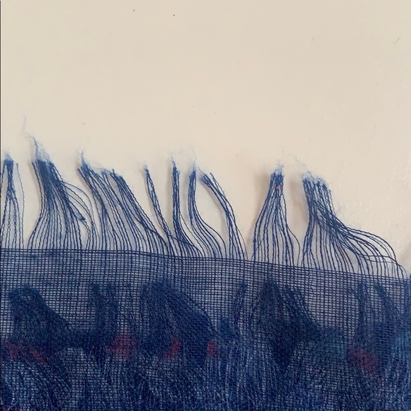 Scraf - Picture 3 of 3